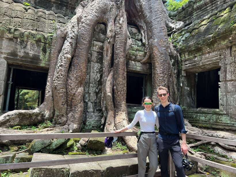 Private Angkor Wat Sunrise Tour with Lunch - Lunch beside Srah Srang Reservoir