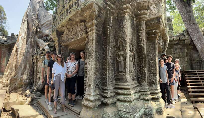 Private Angkor Wat Sunrise Tour with Lunch - What the $65 price includes