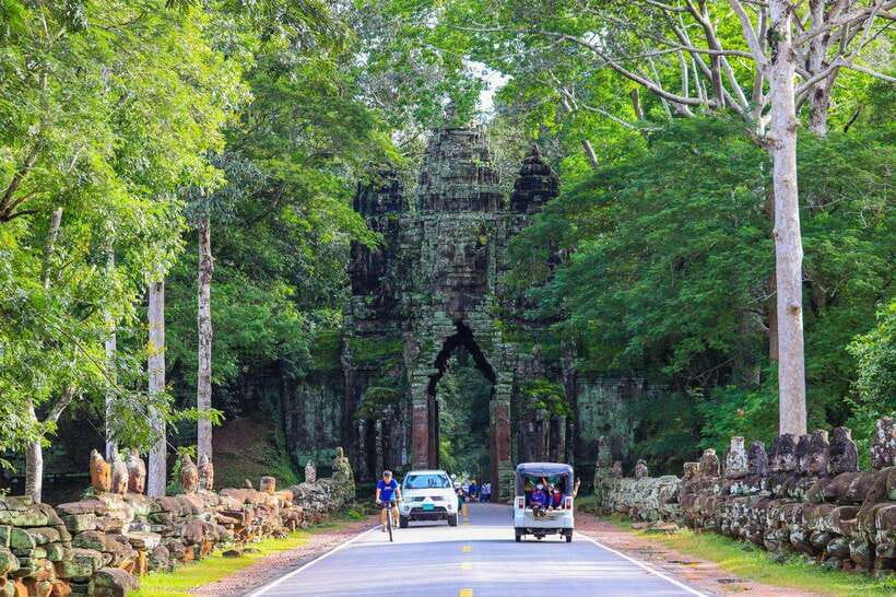 Private Angkor Wat Sunset Tour with Lunch and Snack Included - South Gate and the approach to Angkor Thom