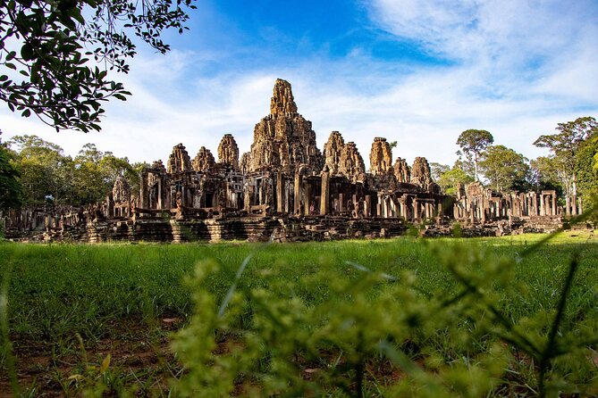Private Angkor Wat Tour from Siem Reap - Lunch, water, and the practical middle of the day