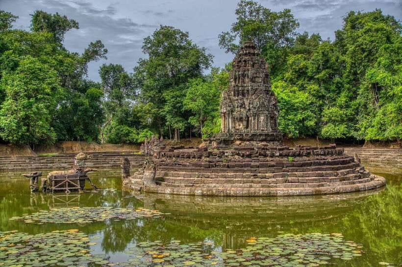 Private Banteay Srei and Grand Tour Leading by expert guide - Why this private Angkor route is worth your day
