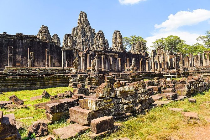 Private Full-Day Angkor Temple and Sunset Viewing with Lunch - Pre Rup at sunset, a beautiful but demanding finish