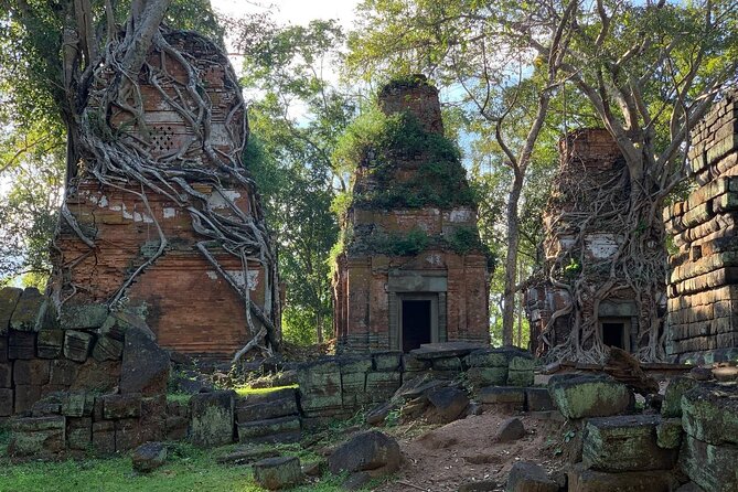 Private Guided Full-Day Tour to Koh Ker Temple with Pickup - Prasat Linga 1 and its surviving water feature