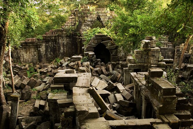 Private Guided Tour from Siem Reap to Beng Mealea Temple - Why Beng Mealea feels different from the main Angkor circuit