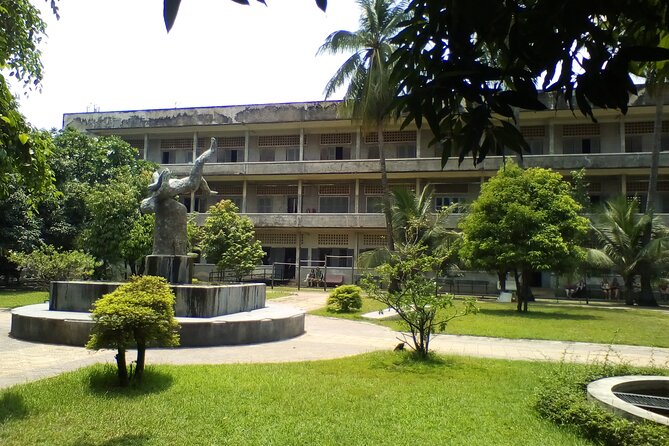 Private Half Day Trip to Genocidal Museum & Killing Field - Who should book this half-day experience