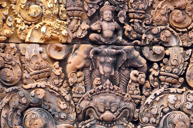 Private Kulen Mountain-Banteay Srei and Kampong Phluk Village - Who will enjoy this outing most?