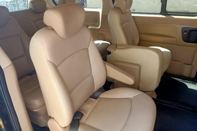Private Minivan from Siem Reap to Kratie - Five Hours in an Air-Conditioned Minivan