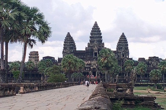 Private One Day Tour with Sunrise at Angkor Wat - The royal terraces in quick succession
