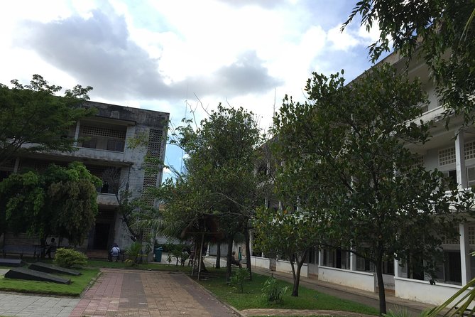 Private One Day Trip in Phnom Penh Capital City - What the $370 Price Really Buys