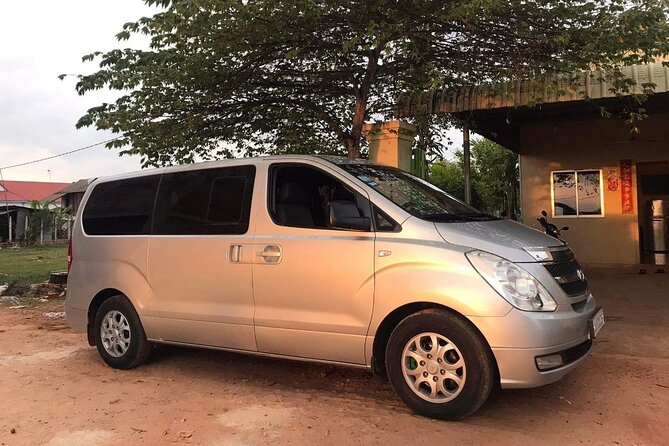 Private Taxi Phnom Penh to Siem Reap or Siem Reap to Phnom Penh - A realistic look at the six-hour road day