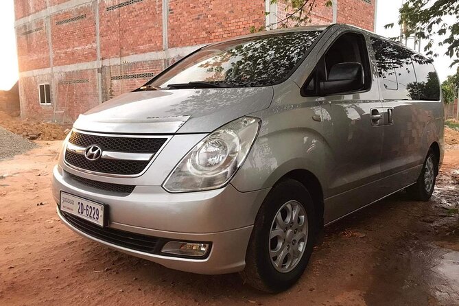Private Taxi Phnom Penh to Siem Reap or Siem Reap to Phnom Penh - Who will get the most from this transfer