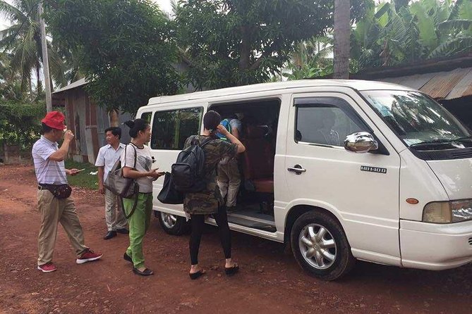 Private taxi transfer Phnom Penh to Siem Reap - Why a private transfer can be worth $129