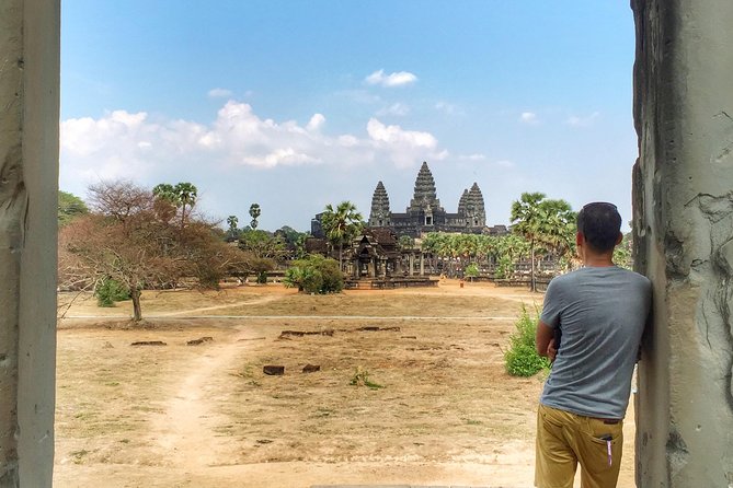 Private Tour: (Avoid Crowds & Heat) 2-Day Angkor Temples - Day two: Angkor Wat, Angkor Thom, and the jungle