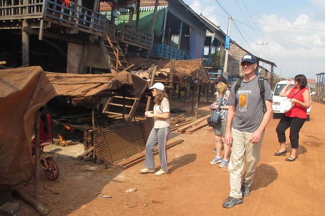 Private Tour to Beng Mealea, Banteay Srei and Floating Village - Beng Mealea: Cambodia’s rough-edged temple experience
