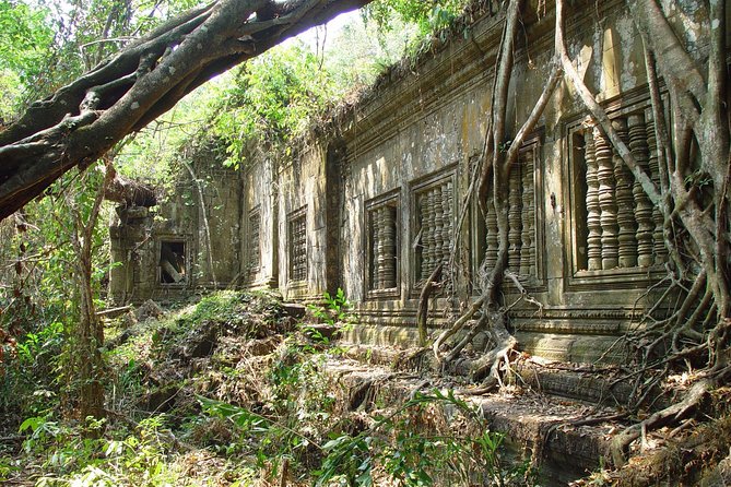 Private Tour to Beng Mealea Jungle Temple and Koh Ker - Why the small group changes the day