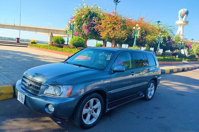 Private Transfer From or to Phnom Penh <=> Sihanoukville - Phnom Penh hotel pickup and the road south