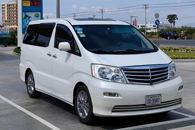 Private Transfer from Phnom Penh to Siem Reap by VIP Alphard 2005 - Why a private car makes this Cambodian journey easier