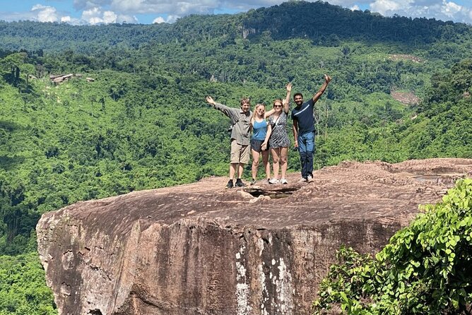 Private Vehicle - Kulen Waterfall and 1000 Lingas - The River of a Thousand Lingas