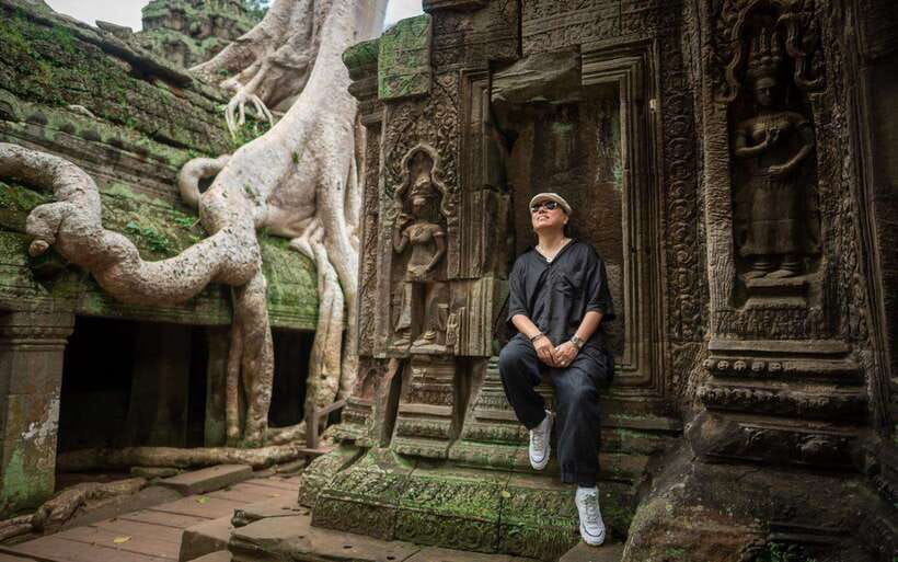 Professional Photoshoot in Angkor Archaeological Park - Bayon and the faces of Angkor Thom