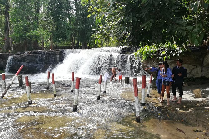 Prrivate Guided Tour To Bantey Srei Temple And Phnom Kulen Paradise Waterfall - Why this pairing works so well