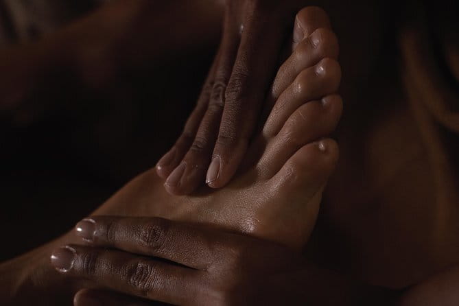 Reflexology Feet Massage in Phnom Penh - The Khmer setting and first welcome