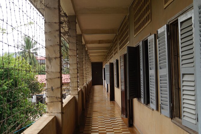 Remnants of a Khmer Rouge Era - Why a private guide can be worth it here