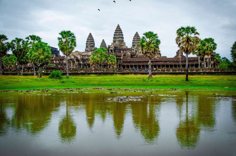 Seat-In-Coach: Small Circuit tour with Sunrise at Angkor Wat - Sunrise at Angkor Wat