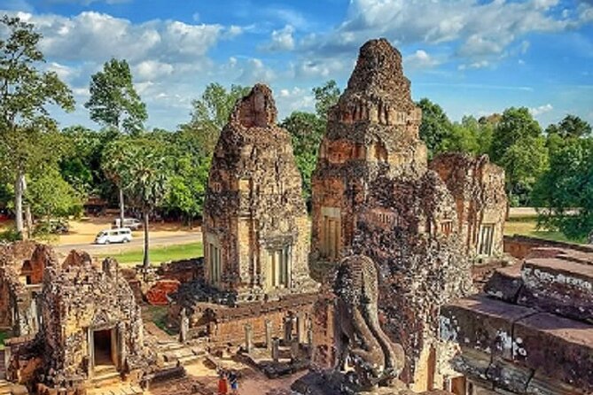 Siem Reap 2-Day Private Angkor Wat Tour with Sunrise - Day one starts at Angkor Thom