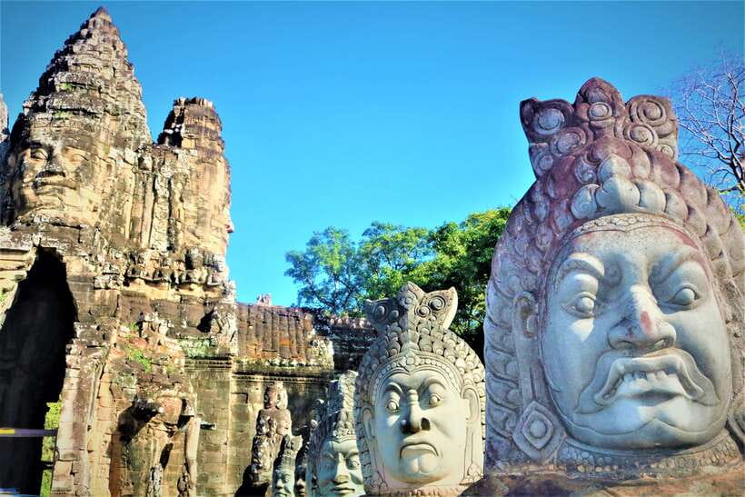 Siem Reap: 2-Day Temple Highlights Sunrise and Sunset Option - Angkor Thom, Bayon and the royal terraces