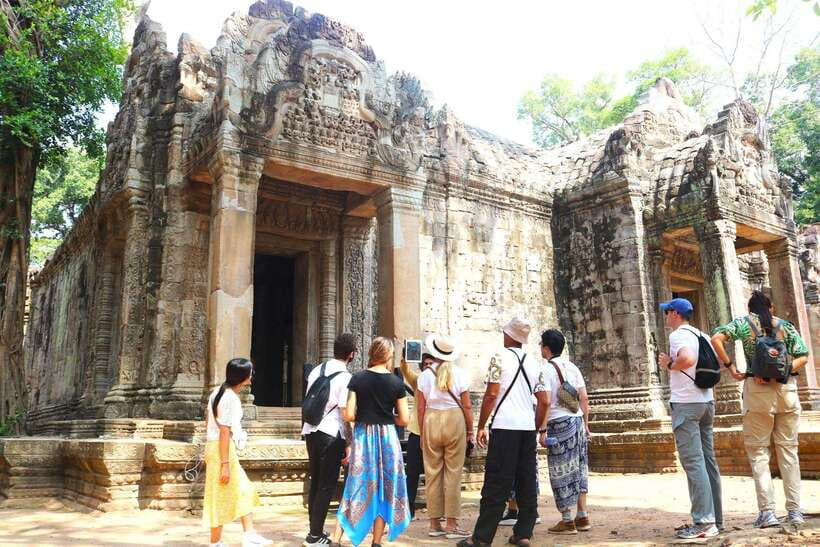Siem Reap: 2-Days Angkor Wat with Sunrise Small-Group Tour - Day 2: Angkor Wat at sunrise