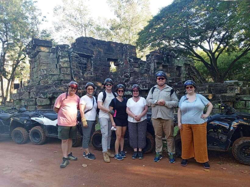 Siem Reap: 8-Hour Countryside Quad Bike Tour - Climbing Phnom Bok Mountain for the final temple