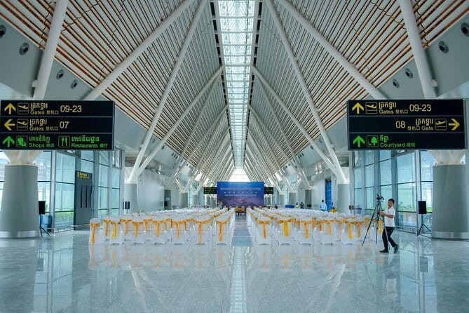 Siem Reap Angkor Airport Shuttle Bus (Hotel to Airport) - Who should book this airport shuttle
