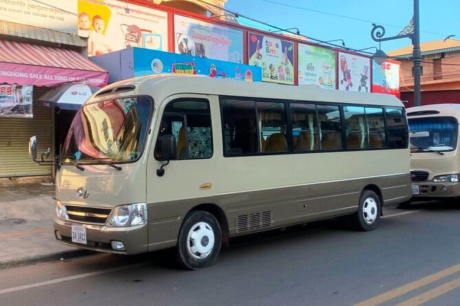 Siem Reap Angkor Airport Shuttle Bus (Hotel to Airport) - Air conditioning, water, and the small comforts