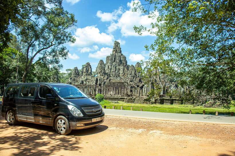 Siem Reap: Angkor Archaeological Park Private Guided Tour - Starting at Angkor Wat for two and a half hours