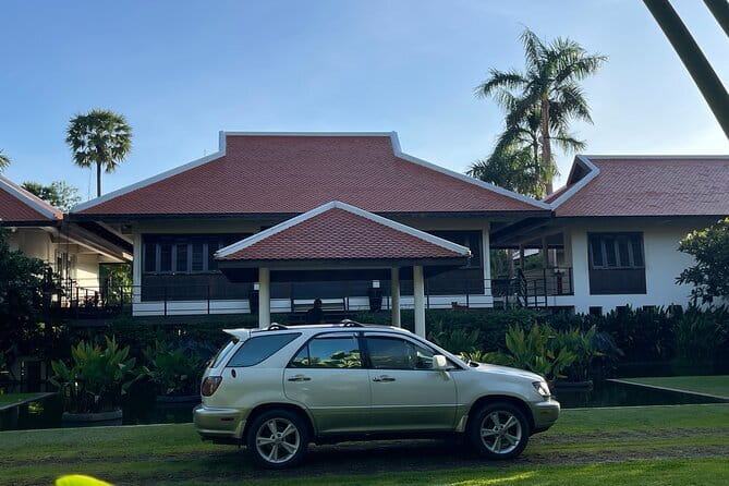 Siem Reap Angkor International Airport or Hotel Transfer - Air conditioning, water, and a cold towel