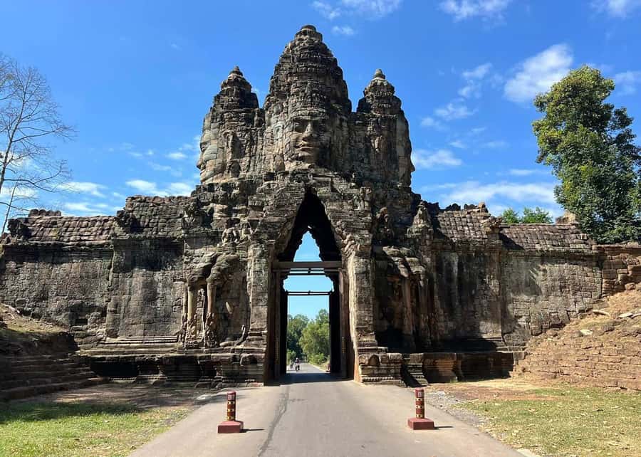 Siem Reap: Angkor National Museum Entry Ticket with Tuk-Tuk - A hotel pickup that keeps the morning simple