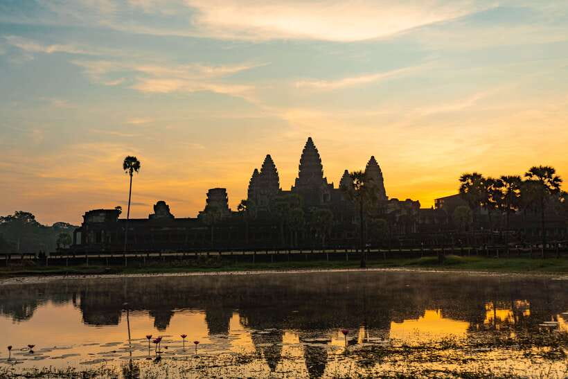 Siem Reap: Angkor Sunrise 2 Days Guided Bike Tour - Why the Two-Day Format Works