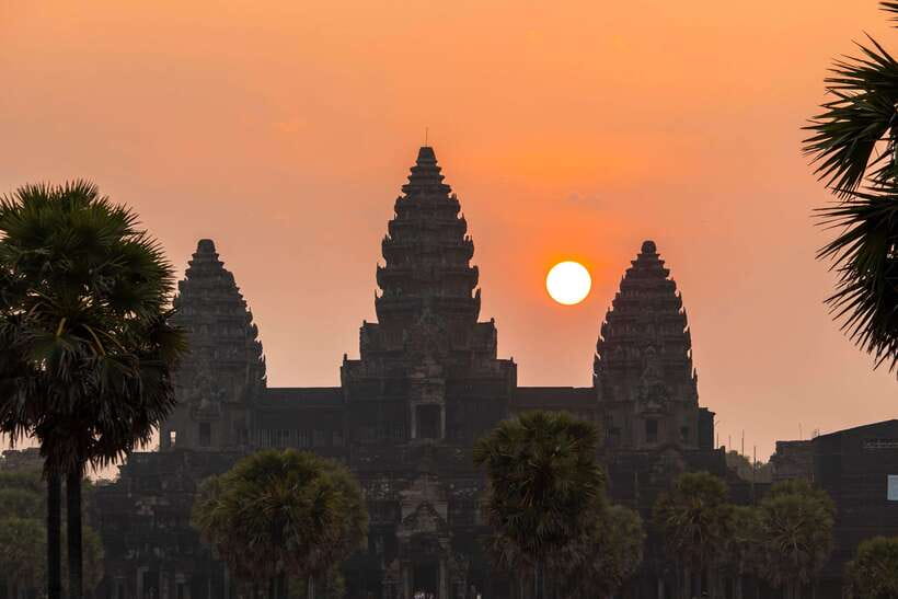 Siem Reap: Angkor Sunrise Private Tour - World Heritage Site - Breakfast beside Srah Srang