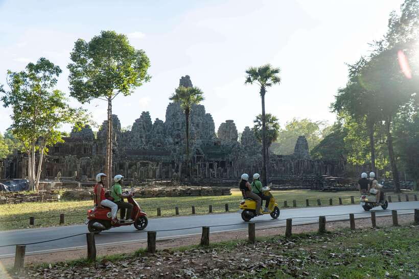 Siem Reap: Angkor Sunrise Tour Include Breakfast & Lunch - What the $39 price really covers