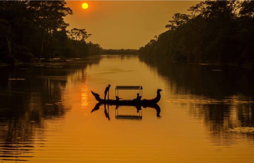Siem Reap: Angkor Sunset Bike & Boat Tour /E-Bike Available - Who should choose this tour?