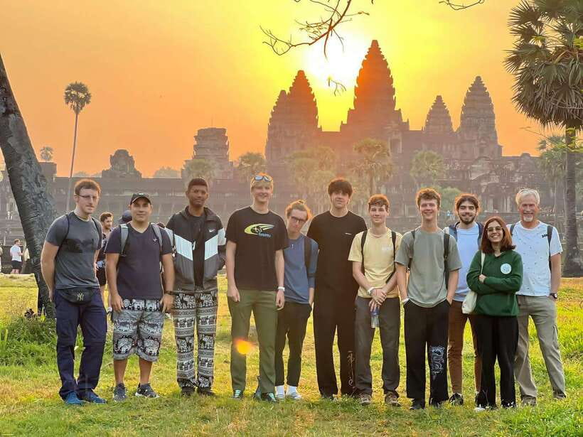 Siem Reap: Angkor Wat 2-Day Tour with Sunrise and Sunset - Key points to know before booking