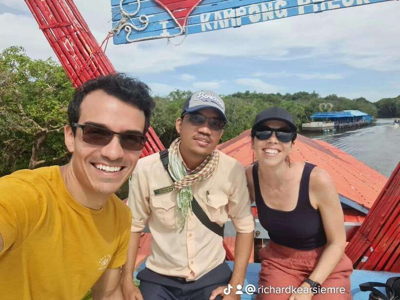 Siem Reap: Angkor Wat and Floating Village Day Tour - The South Gate of Angkor Thom