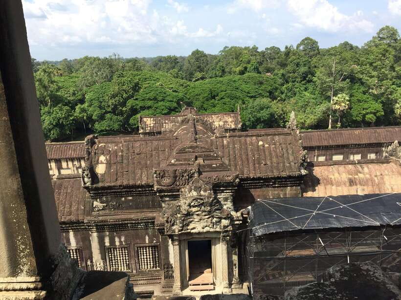 Siem Reap: Angkor Wat Half-Day Trip with Local Guide - Weather, clothing, and what to bring