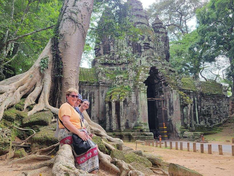 Siem Reap: Angkor Wat Private full Day Tour - What the $57 tour price really gets you