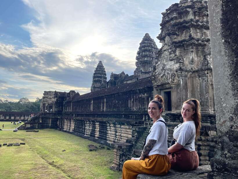 Siem Reap: Angkor Wat Private full Day Tour - Starting from Siem Reap at 7:30 a.m.
