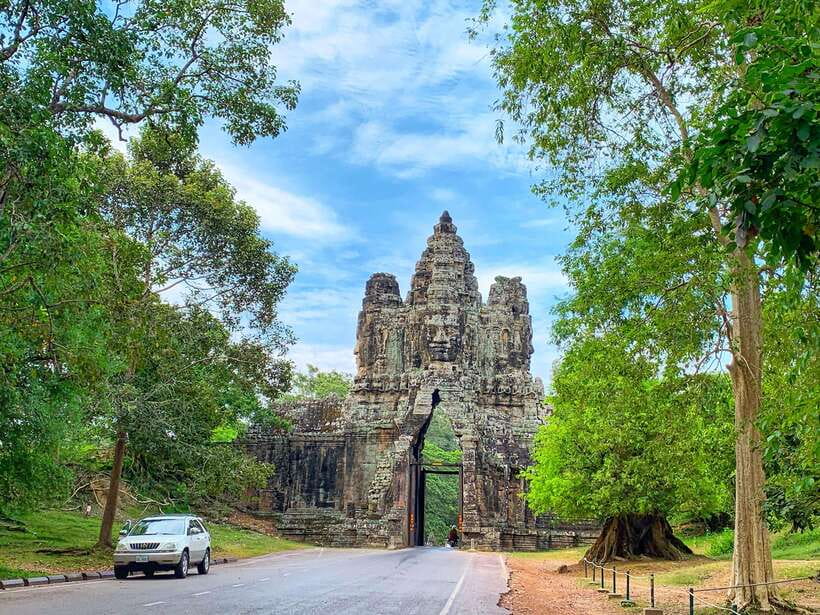 Siem Reap: Angkor Wat Private Tour by Tuk-Tuk - Key points at a glance