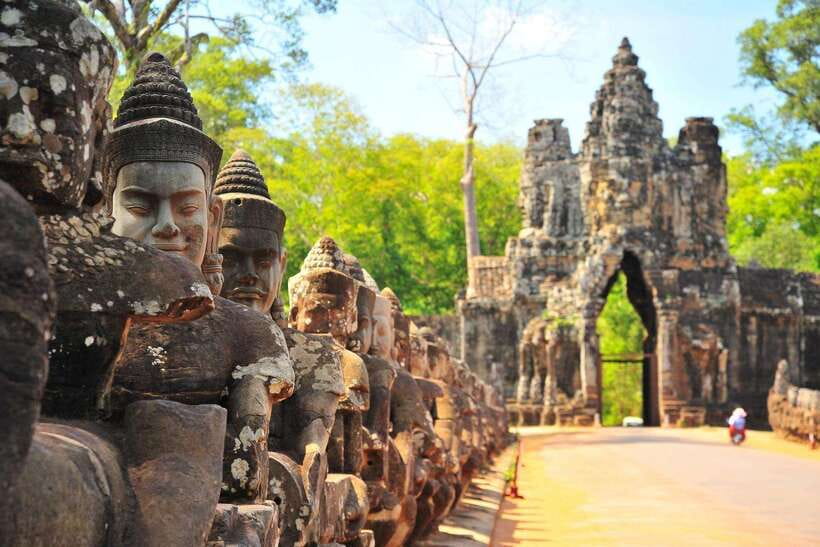 Siem Reap: Angkor Wat Private Tour by Tuk-Tuk - Why a tuk-tuk works so well at Angkor