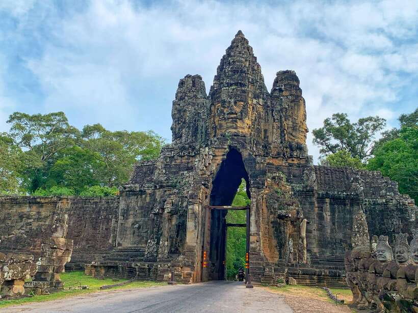 Siem Reap: Angkor Wat Private Tour by Tuk-Tuk - The driver makes or breaks the day