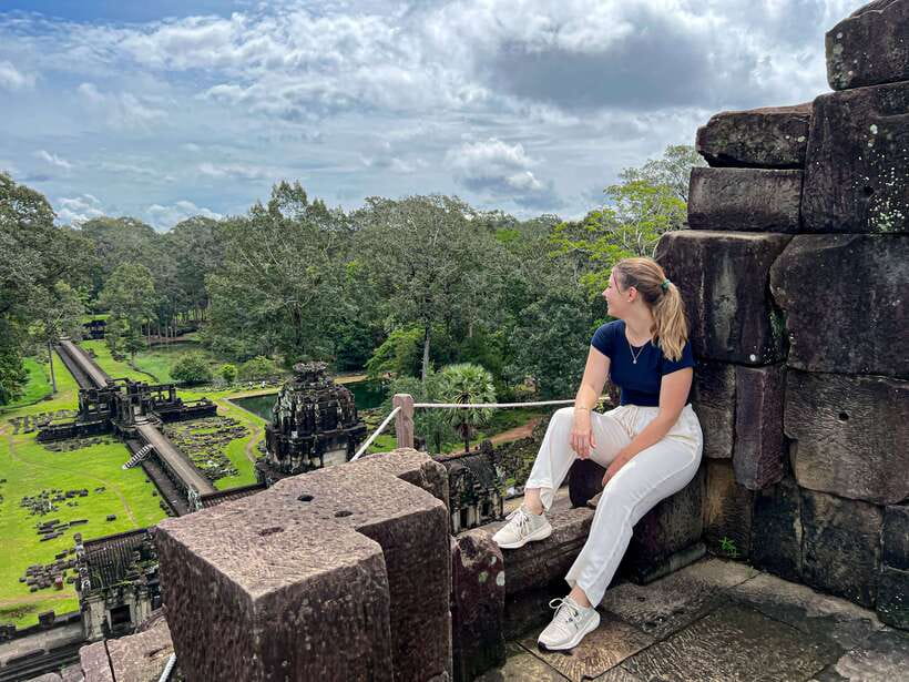 Siem Reap: Angkor Wat Small-Group Day Tour and Sunset - Bayon, Baphuon, and the royal terraces