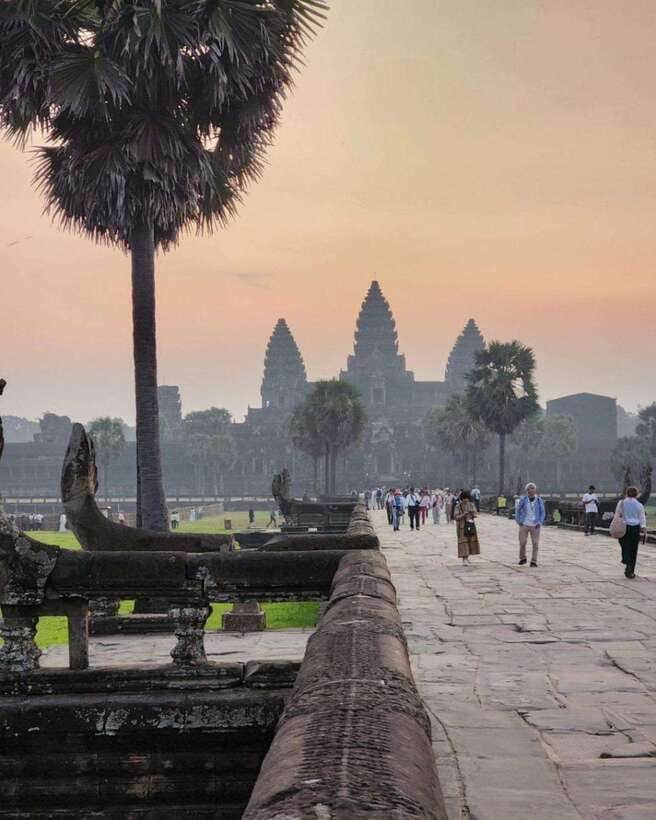 Siem Reap: Angkor Wat Small Group Tour with Spanish Guide - Angkor Wat deserves the long afternoon